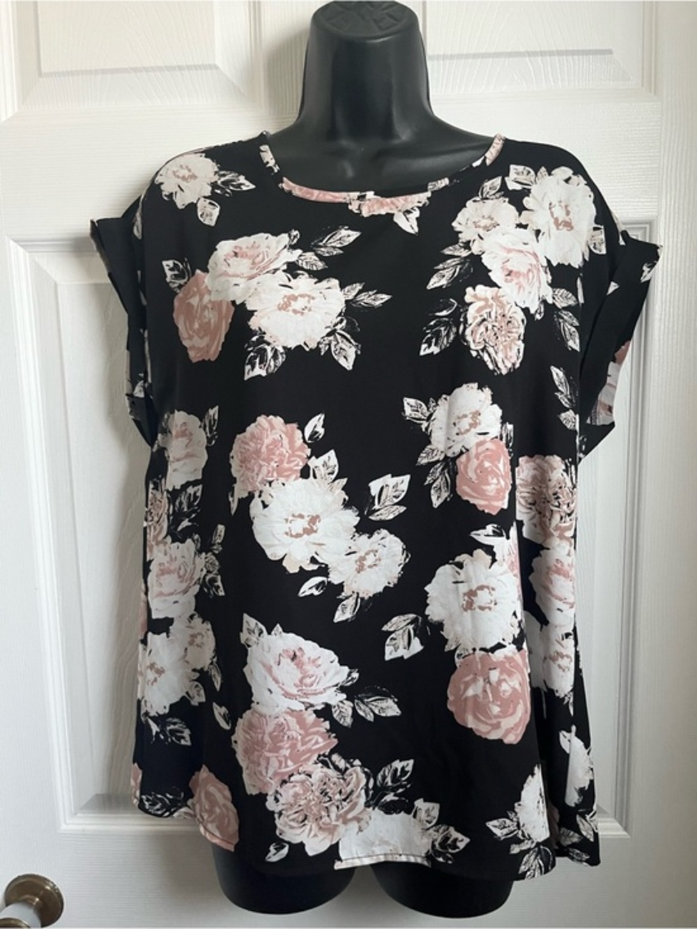 3/25$💥 Ardene Top Blouse Shirt Medium Women Black Pink Floral Short Sleeve